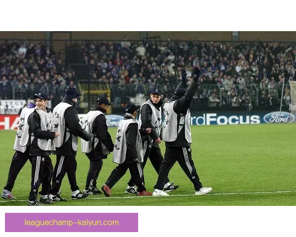 安德莱赫特中路渗透战术分析：如何打破防线，迎来进攻奇迹表现亮眼