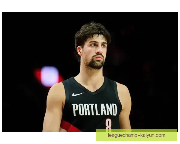 新星崛起：年轻球员在赛季首轮表现亮眼，备受关注