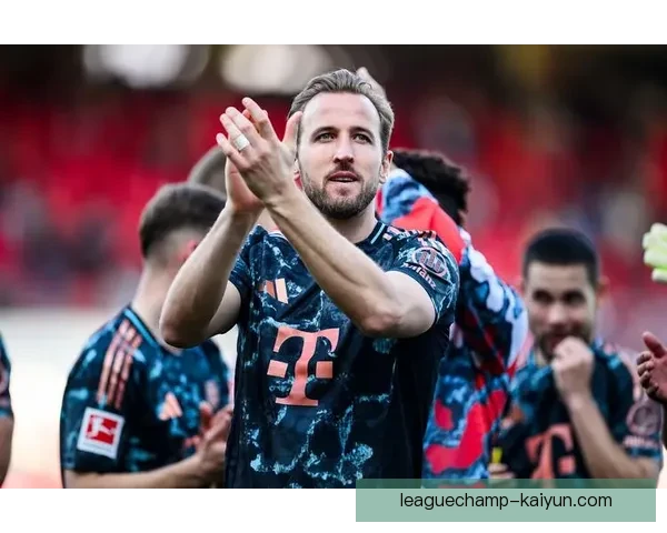 哈里·凯恩持续提升，在德甲冠军争夺战中表现稳健