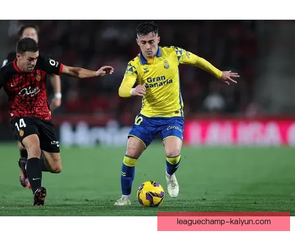 西甲转会传闻：多家俱乐部酝酿夏窗引援，焦点球员动向备受期待